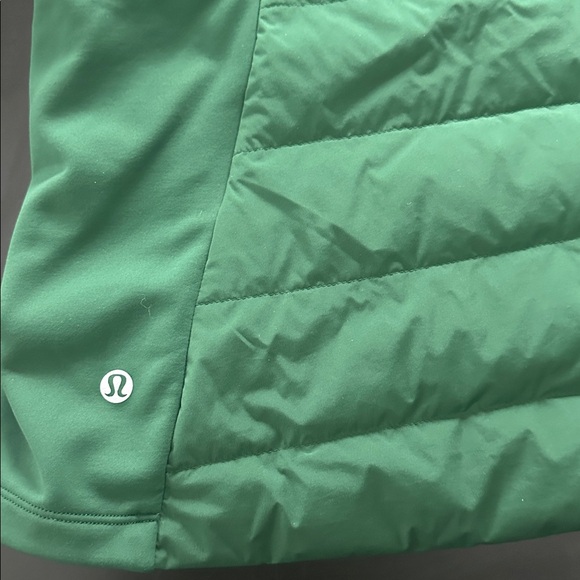 Lululemon Athletica Green Women's Vest - Picture 5 of 6